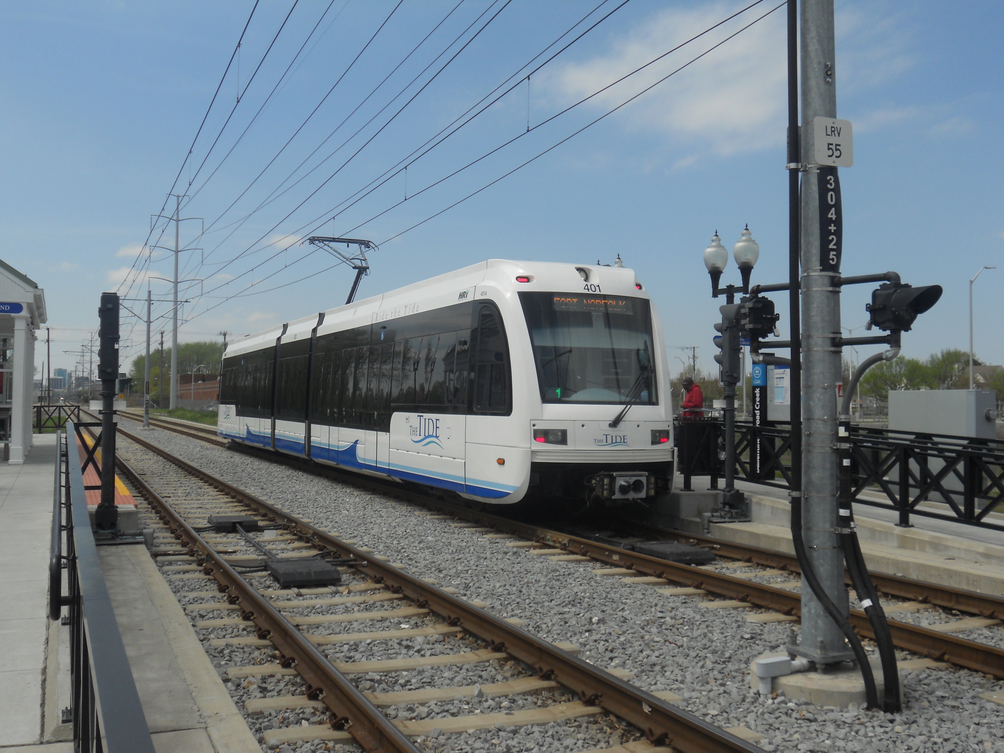 A Siemens S70 LRV train departs the Ballentine-Broad Creek LRT station just outside of downtown Norfolk. Photo taken by HARTride 2012 on April 13, 2013.